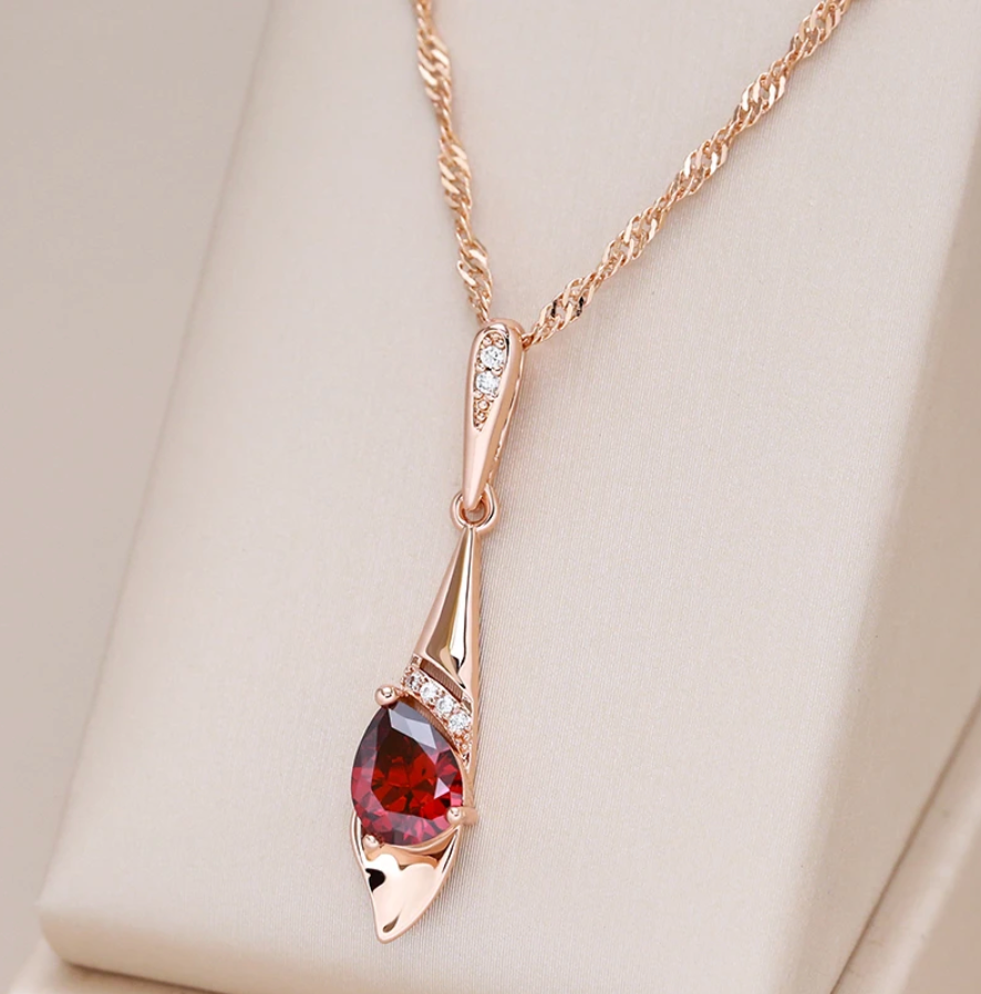 Elegant Golden Ruby Necklace