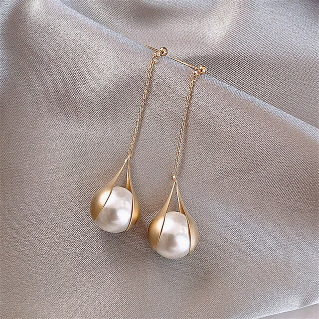 Pearl Pendant Earrings in Gold