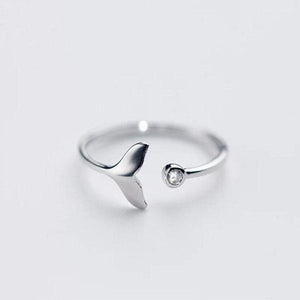 Dolphin tail ring in 925 sterling silver and zirconia adjustable