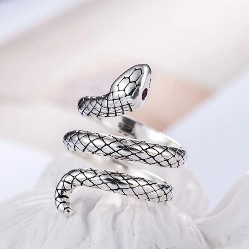 Adjustable Snake Ring in Silver