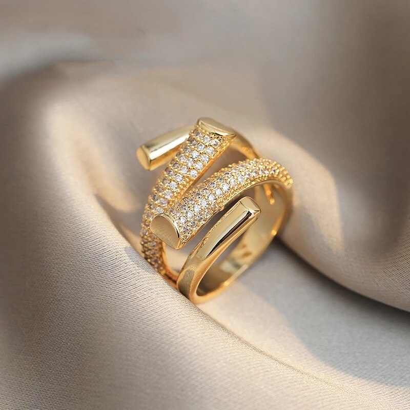 Adjustable Cross Zirconia Ring in Gold