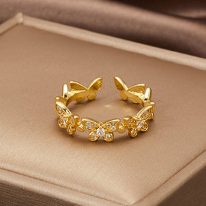 Adjustable Butterfly Ring with Zirconia in Gold
