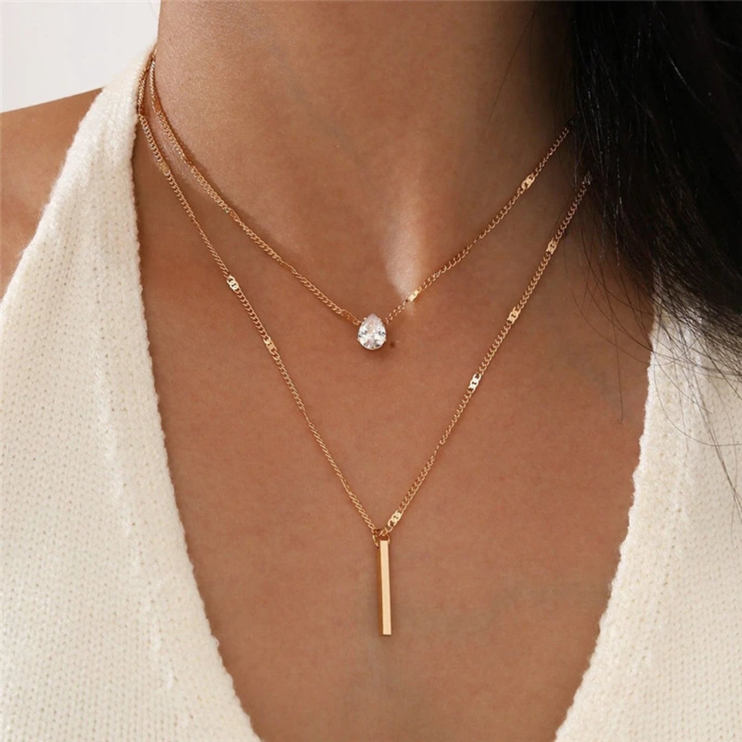 Gold Plated Bar Necklace with Zirconia in Gold