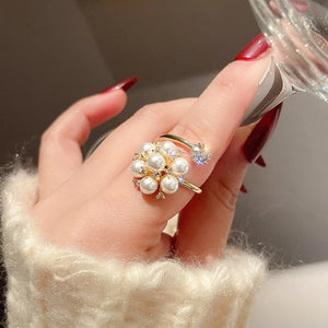 Adjustable Sweet Ring with Pearls