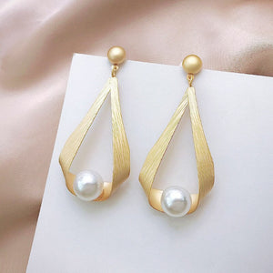 Round Crystal & Pearl Earrings