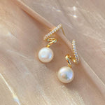 Pearl Earrings with Zirconia in Gold