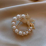 Vintage Butterfly Brooch with Pearls and Diamonds in Gold