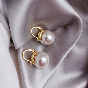 Thick Pearl Earrings in Gold
