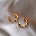 Luxury Semicircular Earrings in Gold