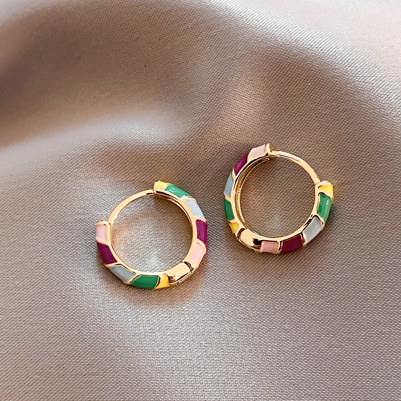Elegant Earrings with Multicoloured Enamel in Gold